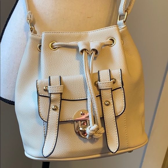 no name Handbags - Cream shoulder bag
